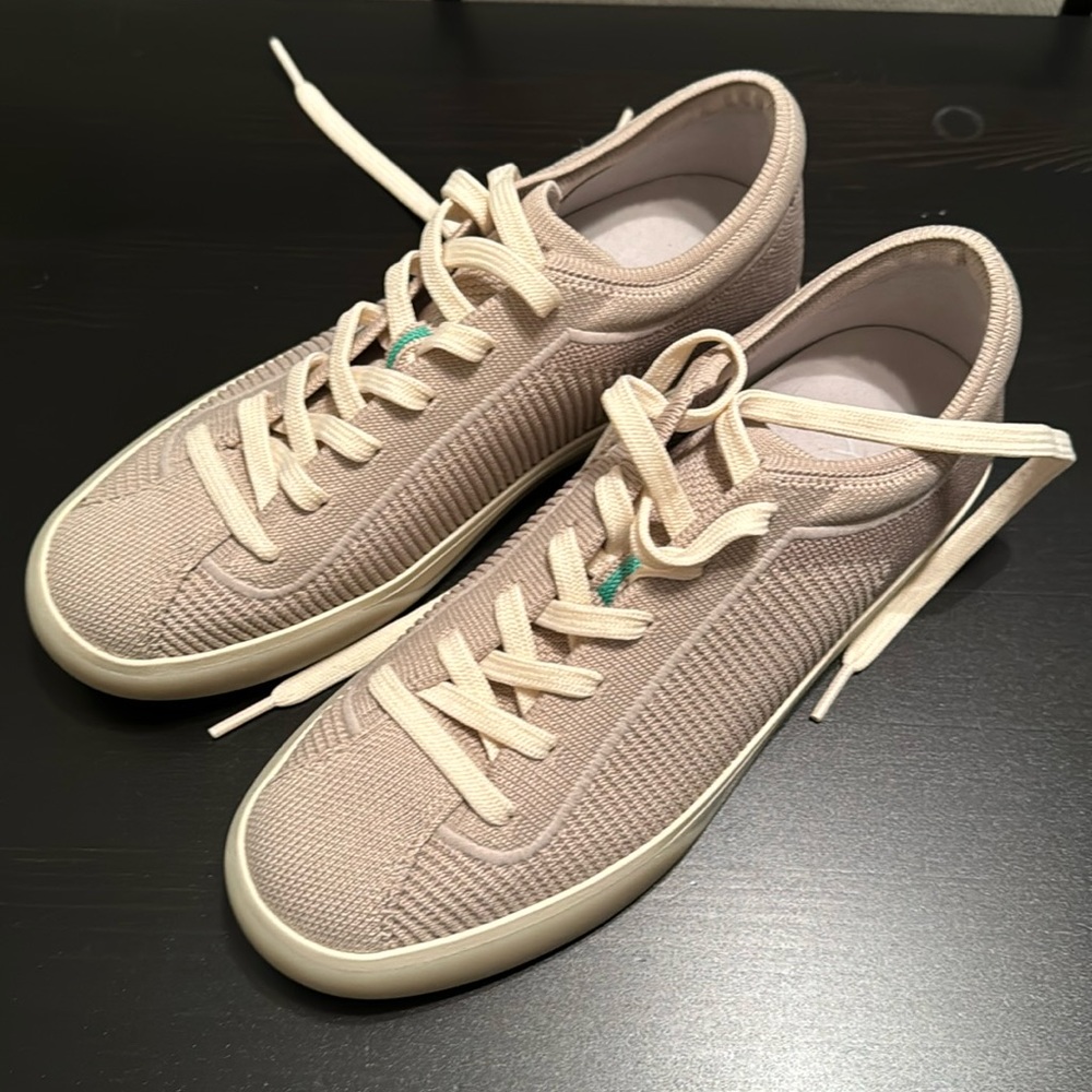 NEW Rothy’s The Lace Up Sneaker SIZE 7